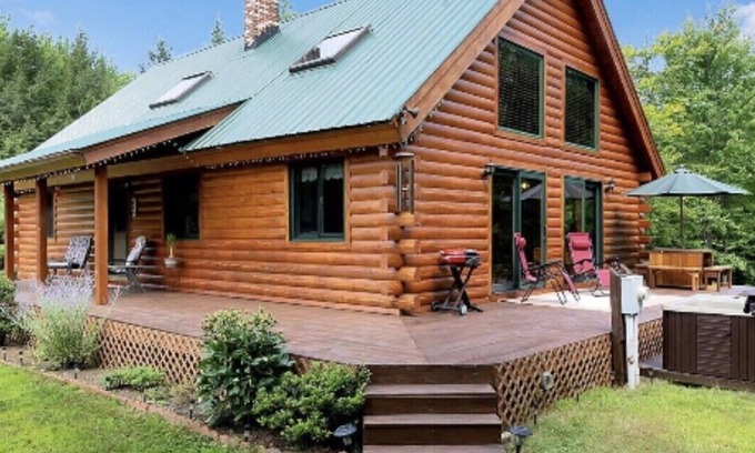 Sweden House | Beautiful Log Cabin