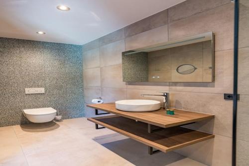 De Koog Villa | Beautiful luxurious villa situated in Den Burg