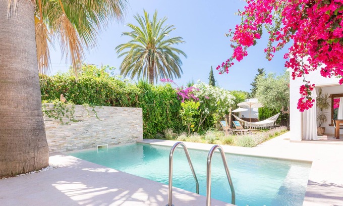 Can Macia Villa | Beautiful Mediterranean style Villa Boho, private pool A/C