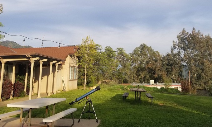 Squaw Valley House | Beautiful modern 3 bed/2 bath house near Sequoia National Park