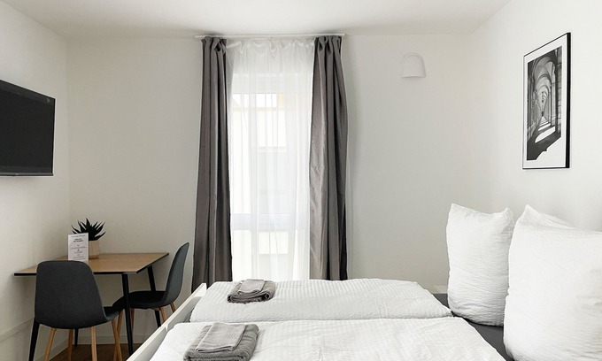 Osnabrueck Apartment | Beautiful & modern double bed studio in the center