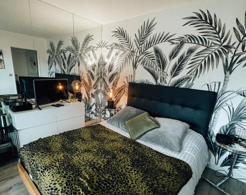 Levallois-Perret Apartment | Beautiful modern fully furnished studio