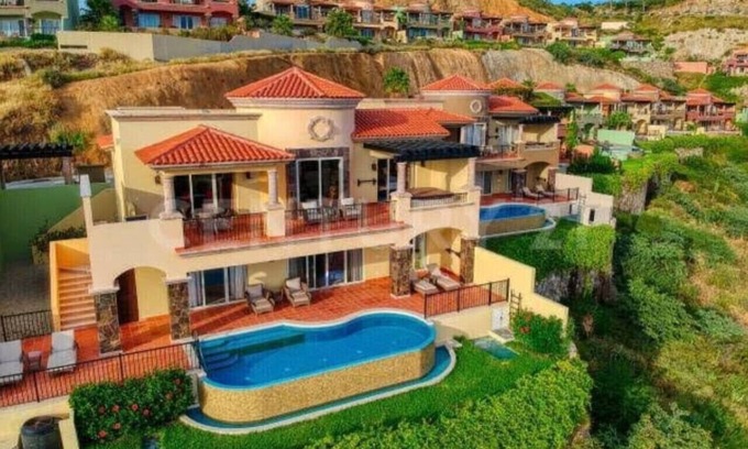 Paraiso Escondido Villa | Beautiful Montecristo Villa - 3br/3.5 ba Sleeps 10
