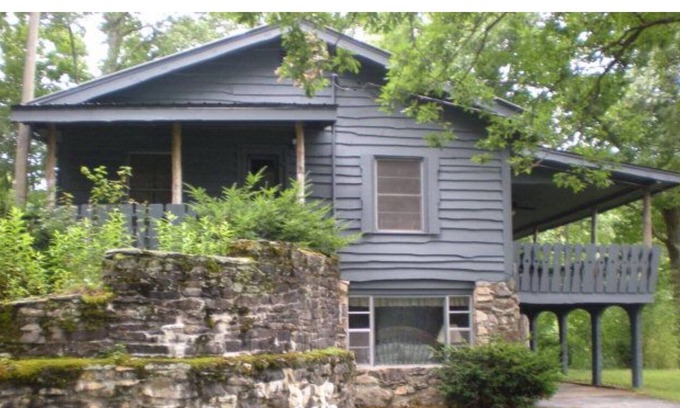 Scaly Mountain House | Beautiful Mountain Getaway. Near Highlands, NC. *UNBEATABLE SUMMER RATES!*