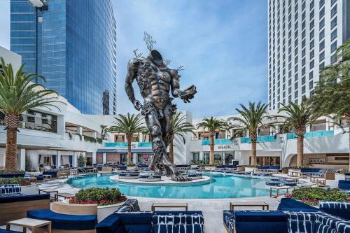 Las Vegas Apartment | Beautiful Mountain-Views Studio at the Palms 11307