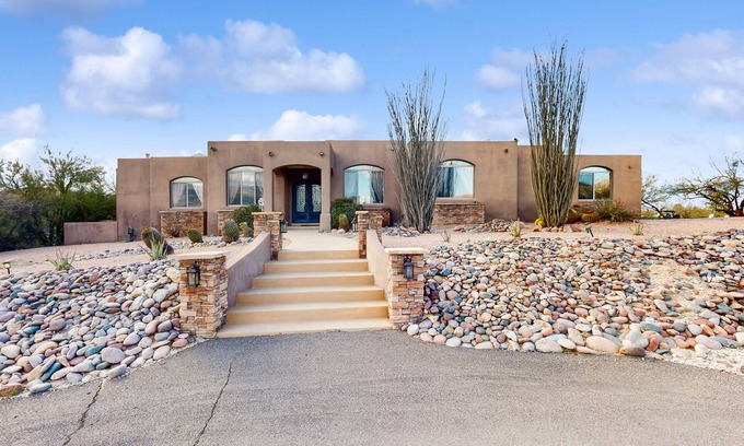 Forty Niners Country Club Estates House | Beautiful mountain view oasis with gourmet kitchen & outdoor pool access