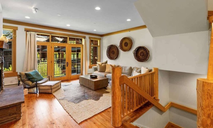 Big Sky Meadow Village House | Beautiful Mountian-View Townhome with Pool and Private Hot Tub