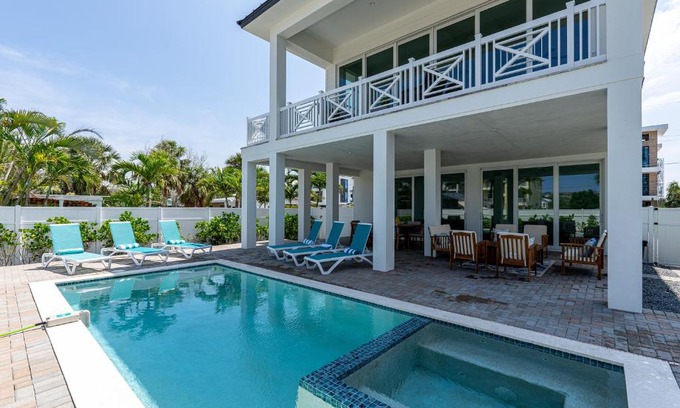 Fort Myers Beach House | Beautiful New Build - 450 Palermo home