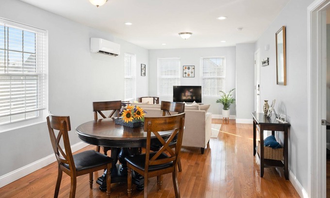 South Providence Apartment | Beautiful newly built 3bed/2bath