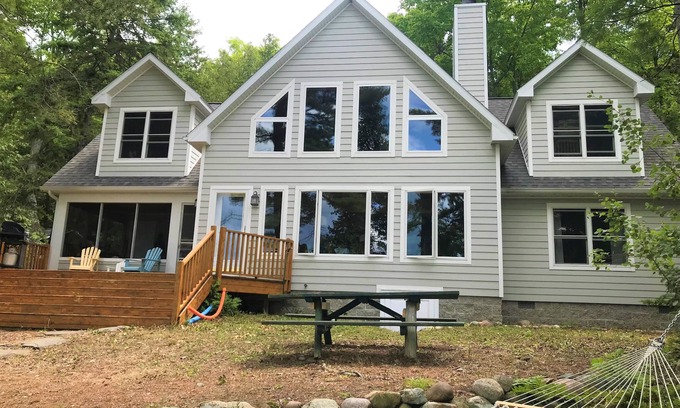 Indian River Cottage | Beautiful Northern Michigan Lake Cottage