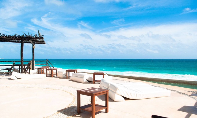 Punta Cancun Condo | Beautiful Ocean View Condo at the Hotel Zone