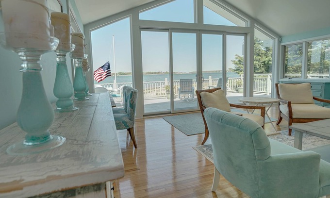 Town of Southold Town House | BEAUTIFUL ON THE BEACH GREENPORT HOME