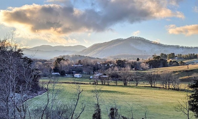 Leicester Other | Beautiful, pet friendly farmstay - 11 mi to dwtn Asheville; 12 mi to Biltmore!