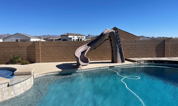 Fort Mohave House | Beautiful Pool/Spa/Slide home w/AMAZING outdoor space & gorgeous desert VIEWS
