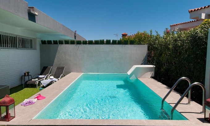 San Agustin House | Beautiful private villa for 4 guests with private pool, A/C, TV and pets allowed