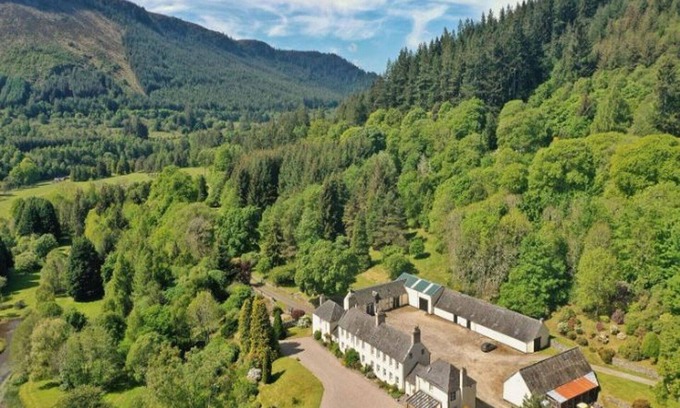 Invermoriston House | Beautiful private villa for 6 people with WIFI and TV