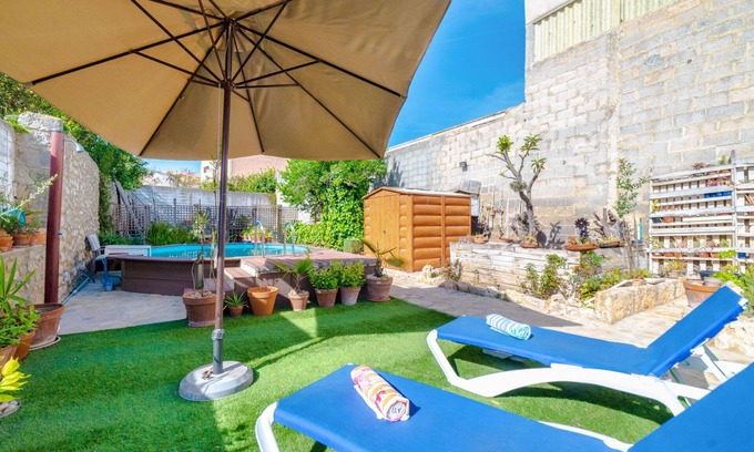 Binissalem House | Beautiful private villa for 5 people with A/C, WIFI, private pool, TV, patio and parking
