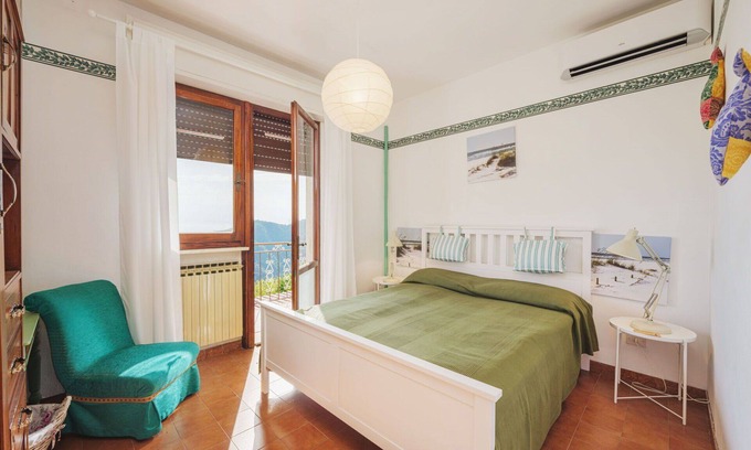 Seravezza House | Beautiful private villa for 6 people with A/C, WIFI, TV, patio and parking