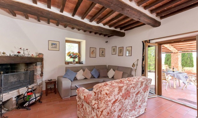 Massa Marittima House | Beautiful private villa for 6 people with WIFI, TV, patio, pets allowed, panoramic view and park.