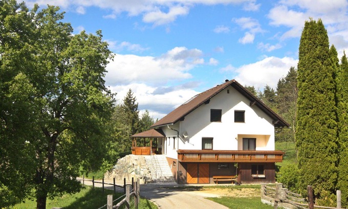 Ebenthal in Kaernten House | Beautiful private villa for 6 guests with WIFI, TV, patio and panoramic view