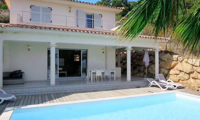 Conca House | Beautiful private villa for 10 people with WIFI, A/C, private pool, TV and patio