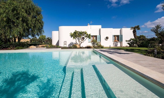 Nubia Villa | Beautiful private villa with WIFI, private pool, A/C, TV, patio, panoramic view and parking