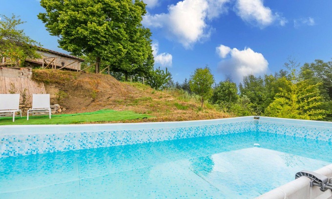 Pontito Villa | Beautiful private villa with WIFI, private pool, TV, patio, pets allowed, panoramic view and par.