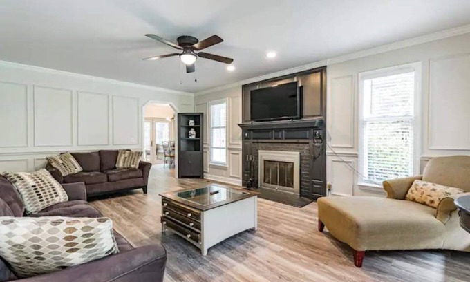 Fuquay-Varina House | Beautiful recently updated 3bed/2 bath ranch