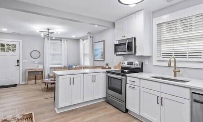 East Ocean View House | Beautiful renovated 2Bed home!