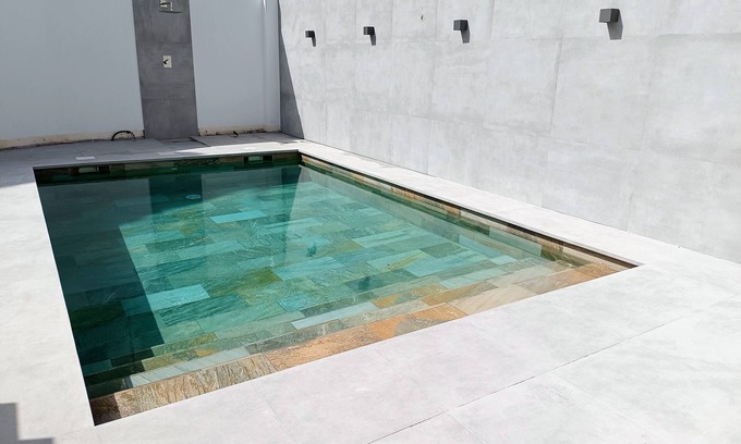 Fuengirola City Centre Apartment | BEAUTIFUL RENOVATED APARTMENT. NEW LUXURY POOL