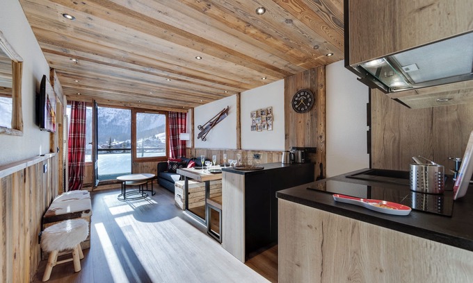 Val-d'Isere Apartment | Beautiful renovated apartment