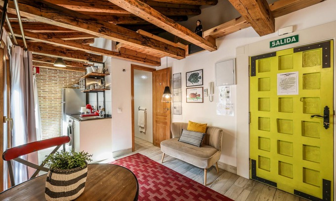 Malasana Apartment | Beautiful Renovated Loft in the center 8