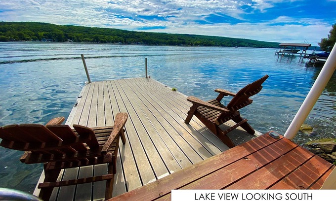 Town of Jerusalem House | Beautiful Retreat w/Amazing Views-Kayak&Canoe! Lakefront! Free WIFI