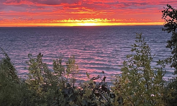 Deer River Cabin | Beautiful Rustic Lake Cabin on Lake Winnibigoshish in Deer River, Minnesota.