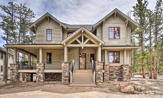 Red Feather Lakes House | Beautiful Secluded Lake Front Home in Fox Acres!