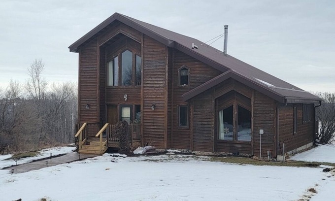 Harmony Cabin | Beautiful secluded cabin with amazing country views
