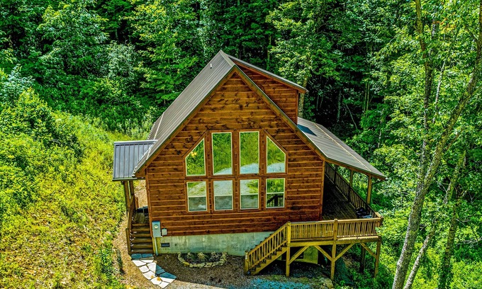 Vilas Cabin | Beautiful Secluded Cabin near Boone