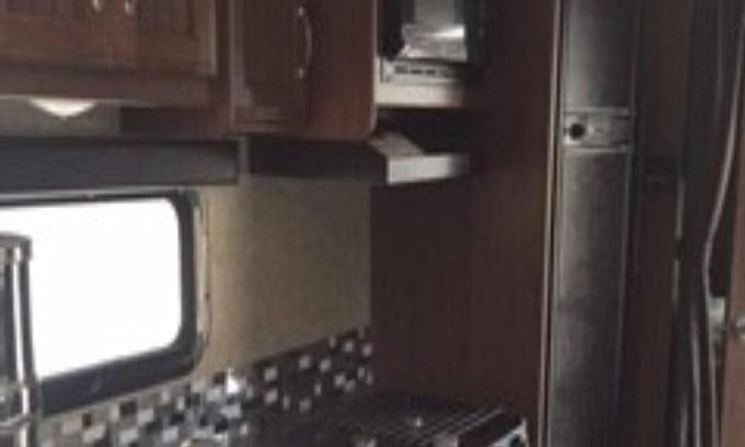 Eustis House | Beautiful serene country setting 1bedroom RV on 5 acres. 15 min from Mt. Dora