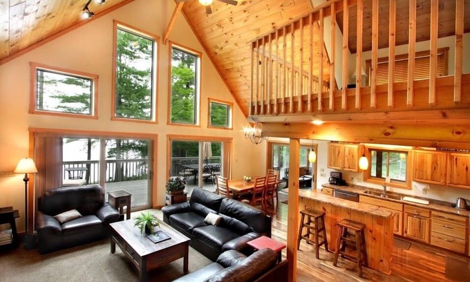 Eagle River House | Beautiful setting of charming house on Eagle River Chain of Lakes Catfish Lake