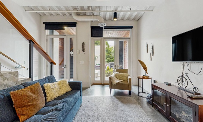 Nob Hill House | Beautiful Space w/Patio & Central Location - Walk to Absolutely Everything