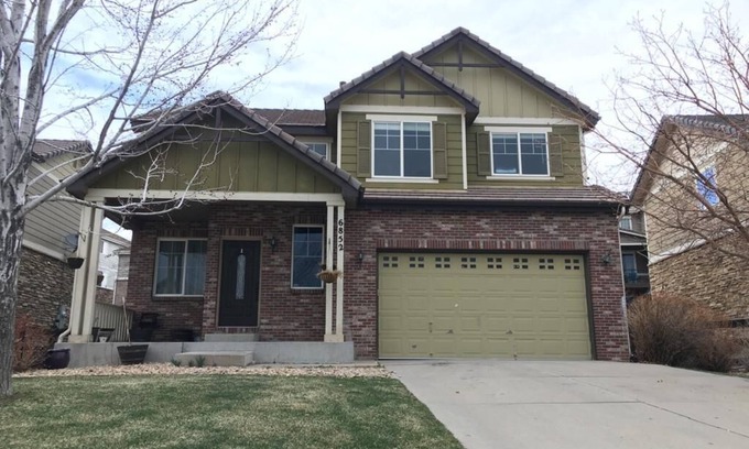 Aurora House | Beautiful, spacious, super clean! Whole House, family sized, company/group