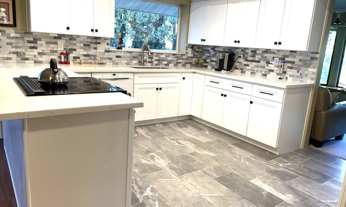 Vancouver House | Beautiful specious house with nearby lake, waterfront, dining and entertainment.