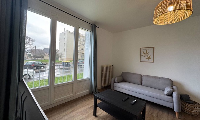 Calvaire Saint-Pierre Apartment | Beautiful T2 near Caen Castle