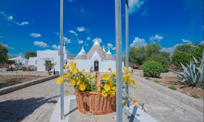 Ceglie Messapica Apartment | Beautiful Trullo Paleo in Ceglie Messapica