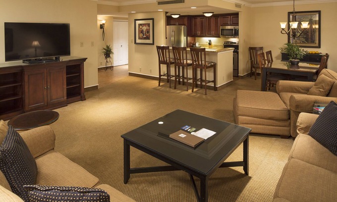 Palm Harbor Condo | Beautiful Two Bedroom Condo w/all the amenities!