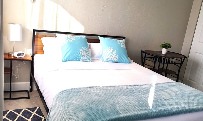 Sarasota Apartment | Beautiful University Pines Studio in Sarasota
