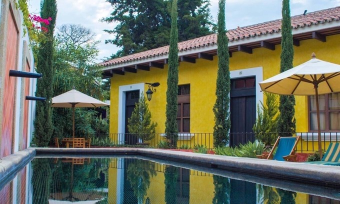 Antigua Guatemala Villa | Beautiful Villa Antigua Guatemala 1 km park, heated swimming pool shuttle parking