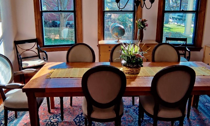 Amherst House | Beautiful Victorian Downtown Amherst w/Electric Car Charger