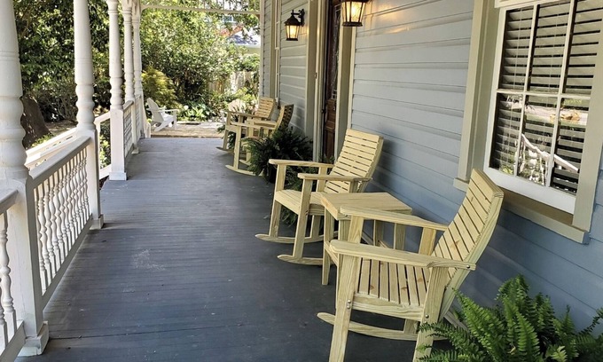 Southeast Pensacola House | Beautiful Victorian-style home - 15 min from beach