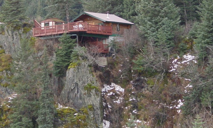 Seward Cabin | Beautiful view of Seward Harbor and Resurection Bay!